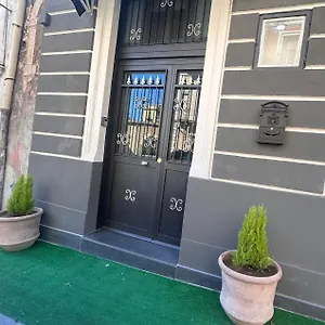 https://holiday-apartment.taorminaitalyhotels.com