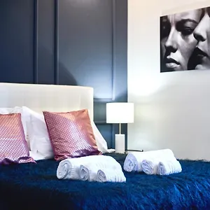 Chiclife Sarona Shenkin - Santa Caterina & Museum Apartment